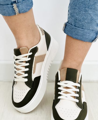 Sneakers casual chic