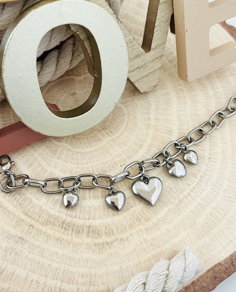 Bracciale cuori pendenti