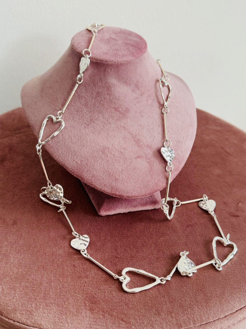 Collana lunga mix di cuori
