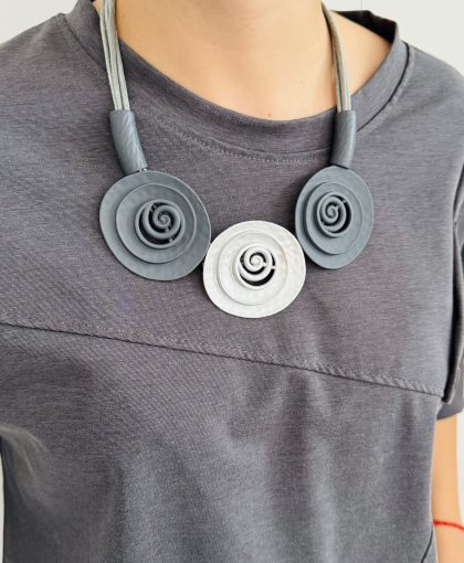 Collana spiral