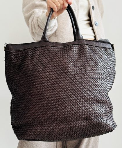 Maxi bag intrecciata