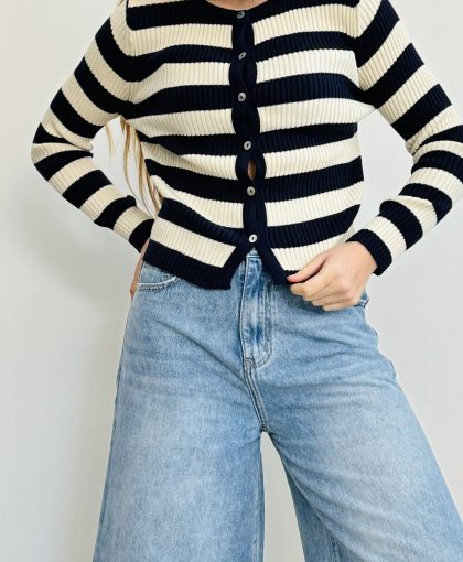 Cardigan color