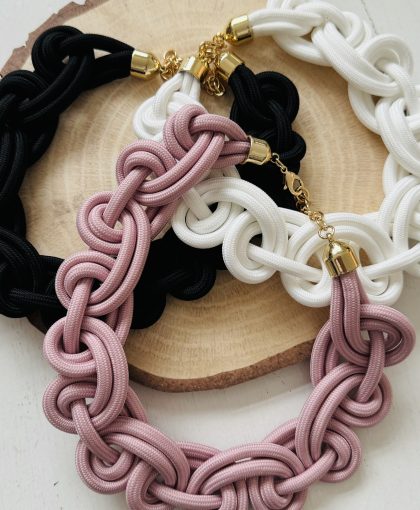 Collana intrecciata